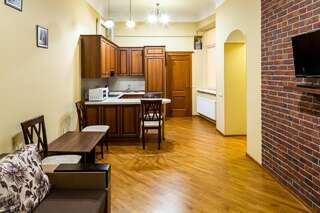 Апартаменты 13 Franka Apartment 2 Львов Апартаменты-6